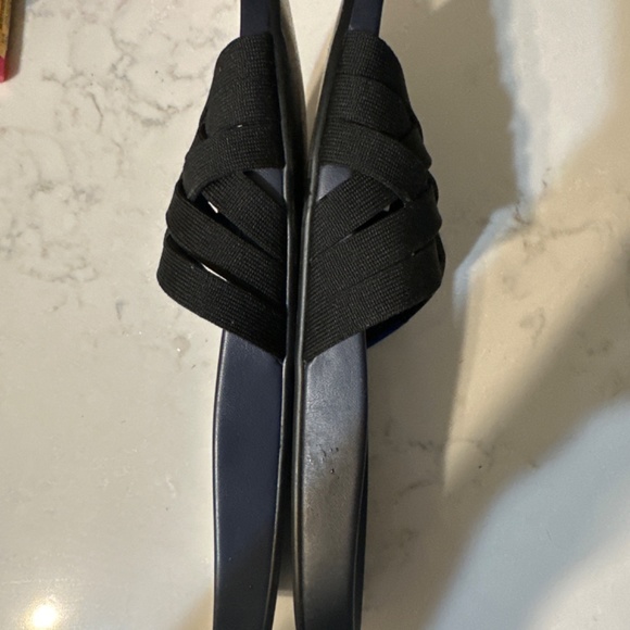 Rothy's Slide- Midnight Size 8 - Picture 4 of 4